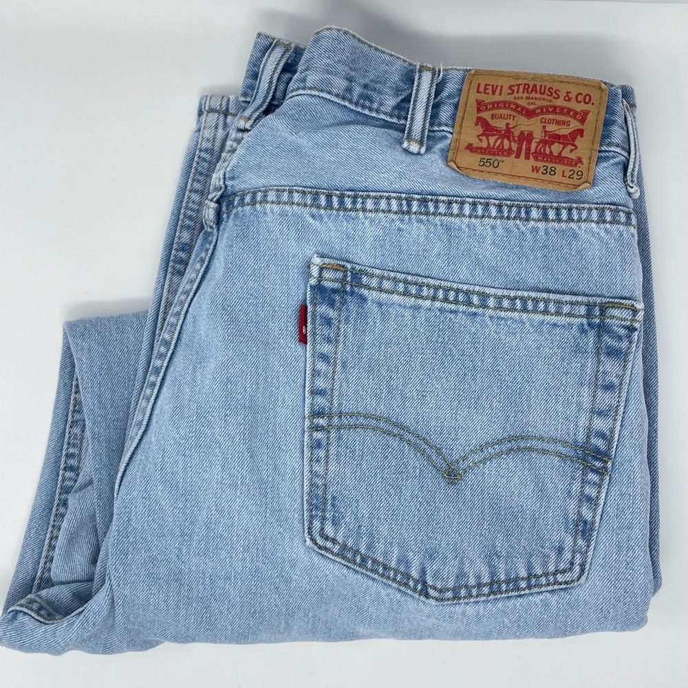 Levis 550 Relaxed Fit Light Wash Denim Jeans Mens W38 L29 550-0215